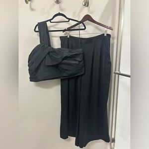 Anthropologie elegant Women's Top and matching pant combo